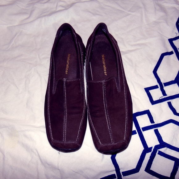 Naturalizer Shoes - Naturalizer Womens  Brown Suede Leather Slip on.